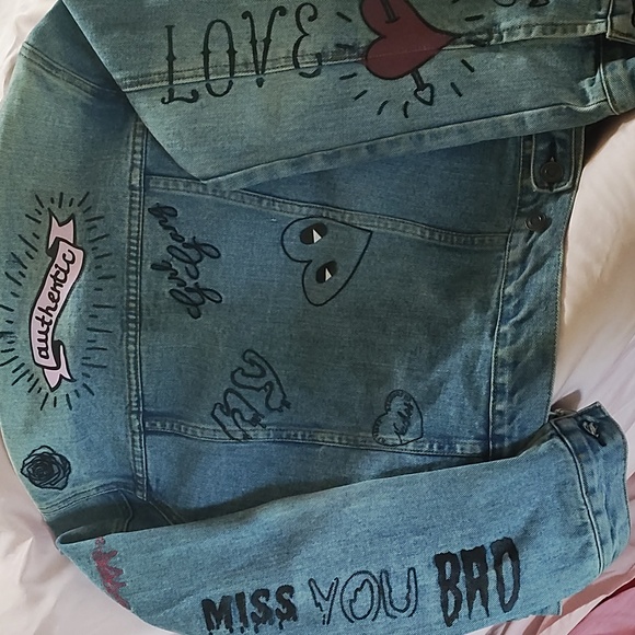 Jean jacket - Picture 3 of 3